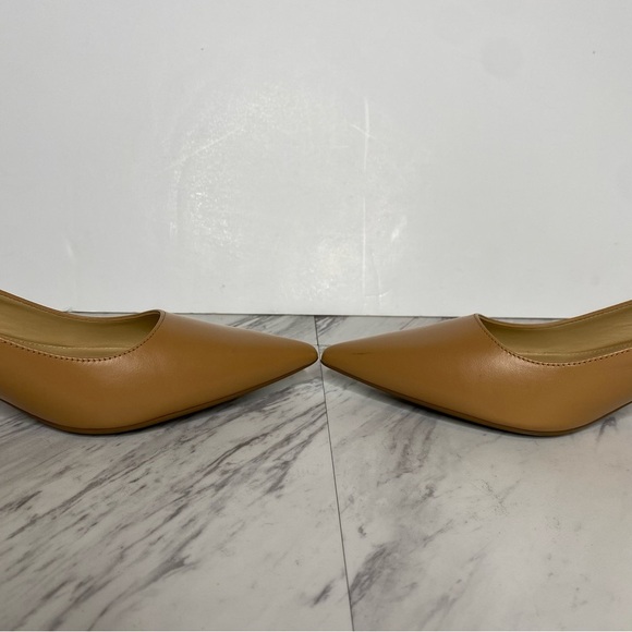 Michael Michael Kors Brown Leather Pointy Toe Pump 6 1/2 M - Picture 6 of 15